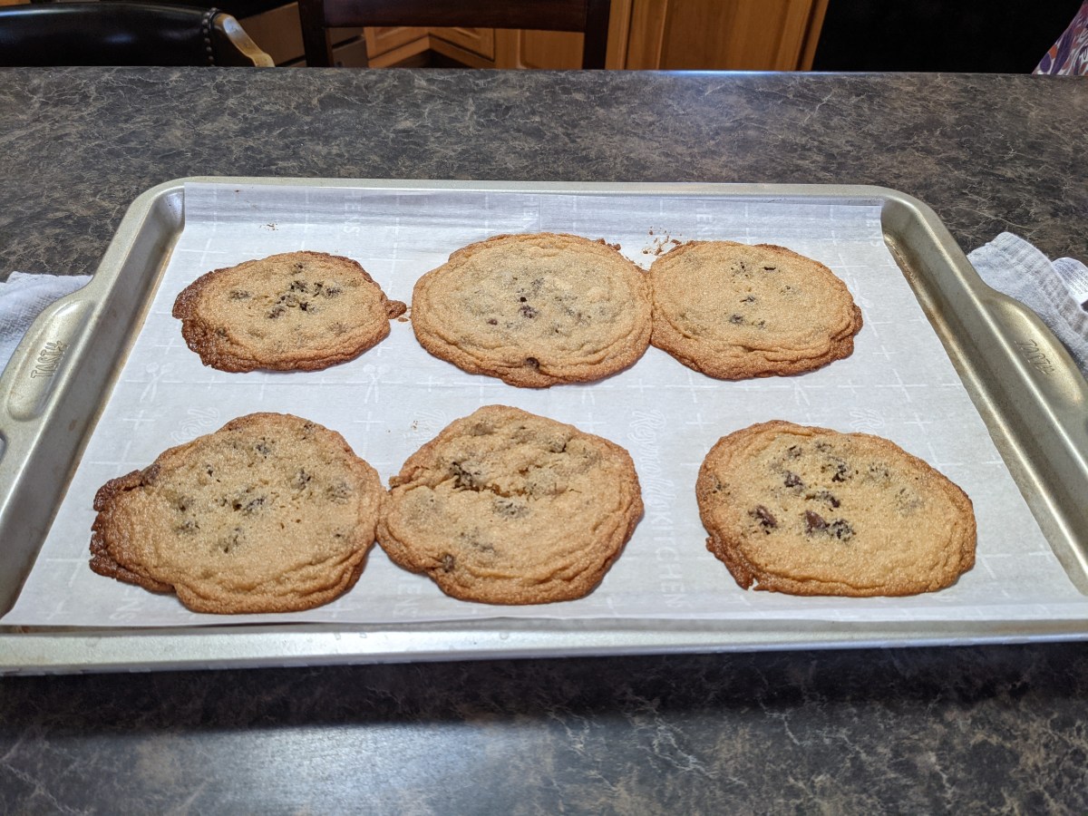Paleo Chocolate Chip Cookies
